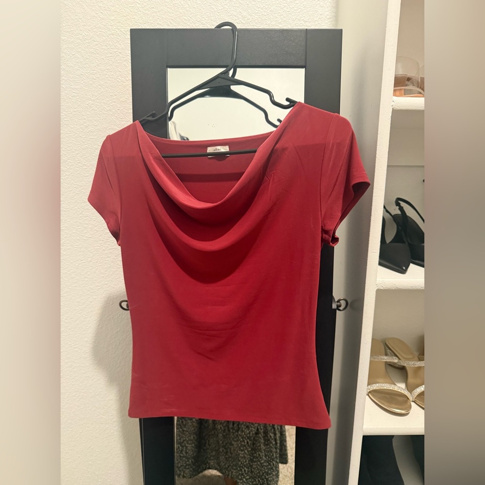 Aritzia Smooth Matter Anne top NEW